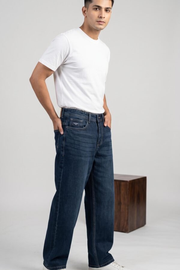 Baggy Jeans in dark blue