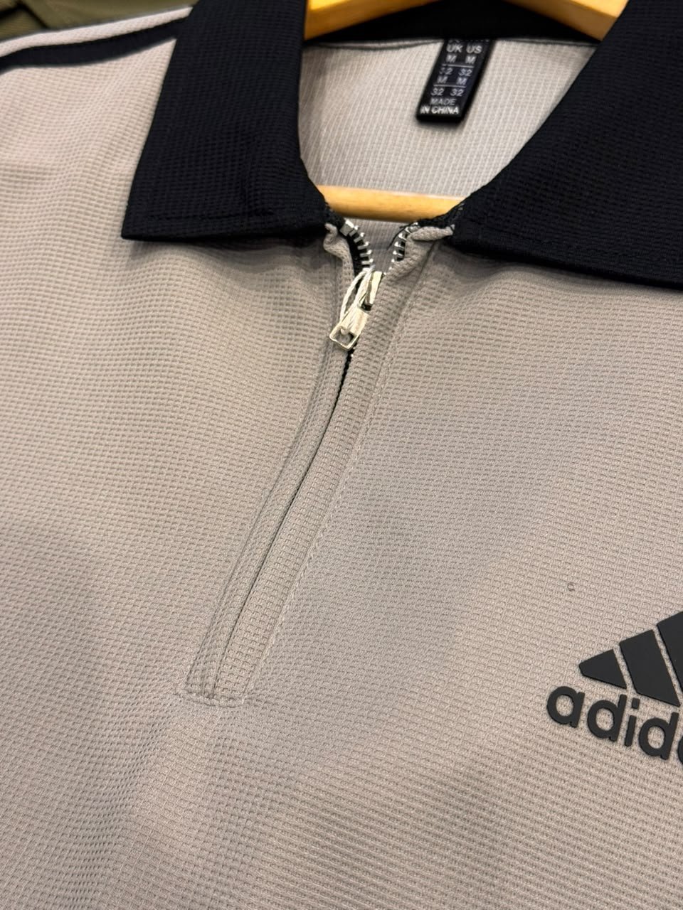 Elite Polo Tracksuit, fabric close-up (2)
