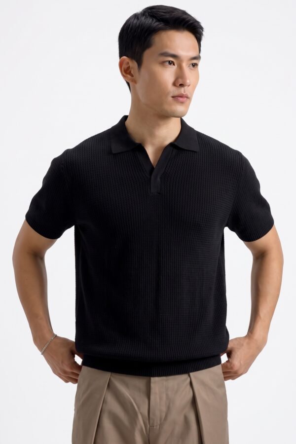 Ribbed Collar Polo in black