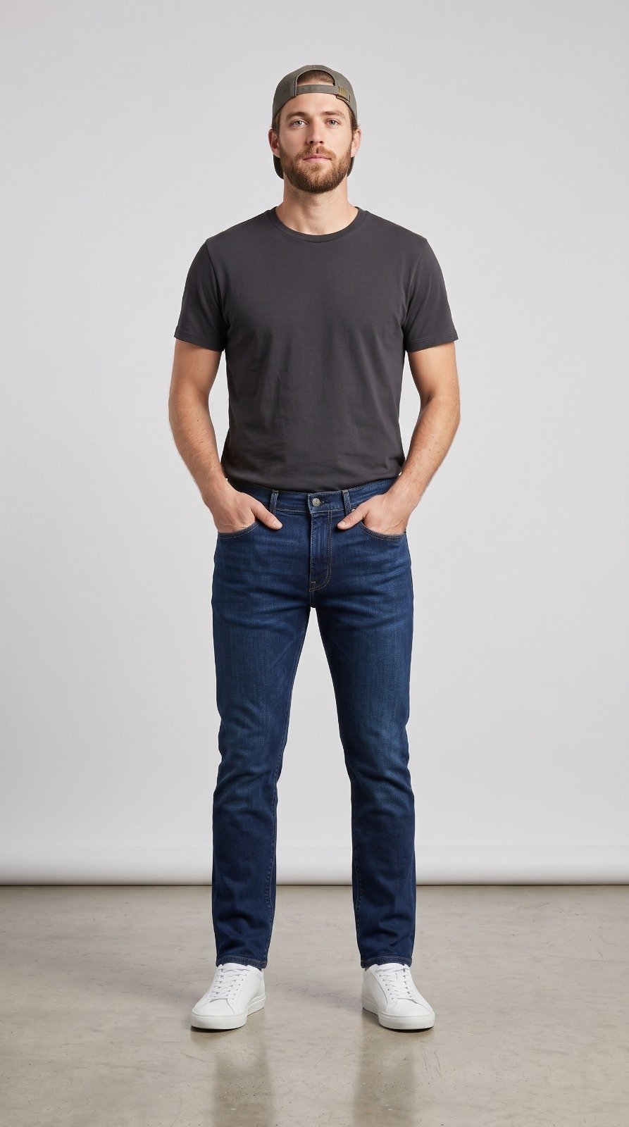 Straight Fit Jeans in dark blue